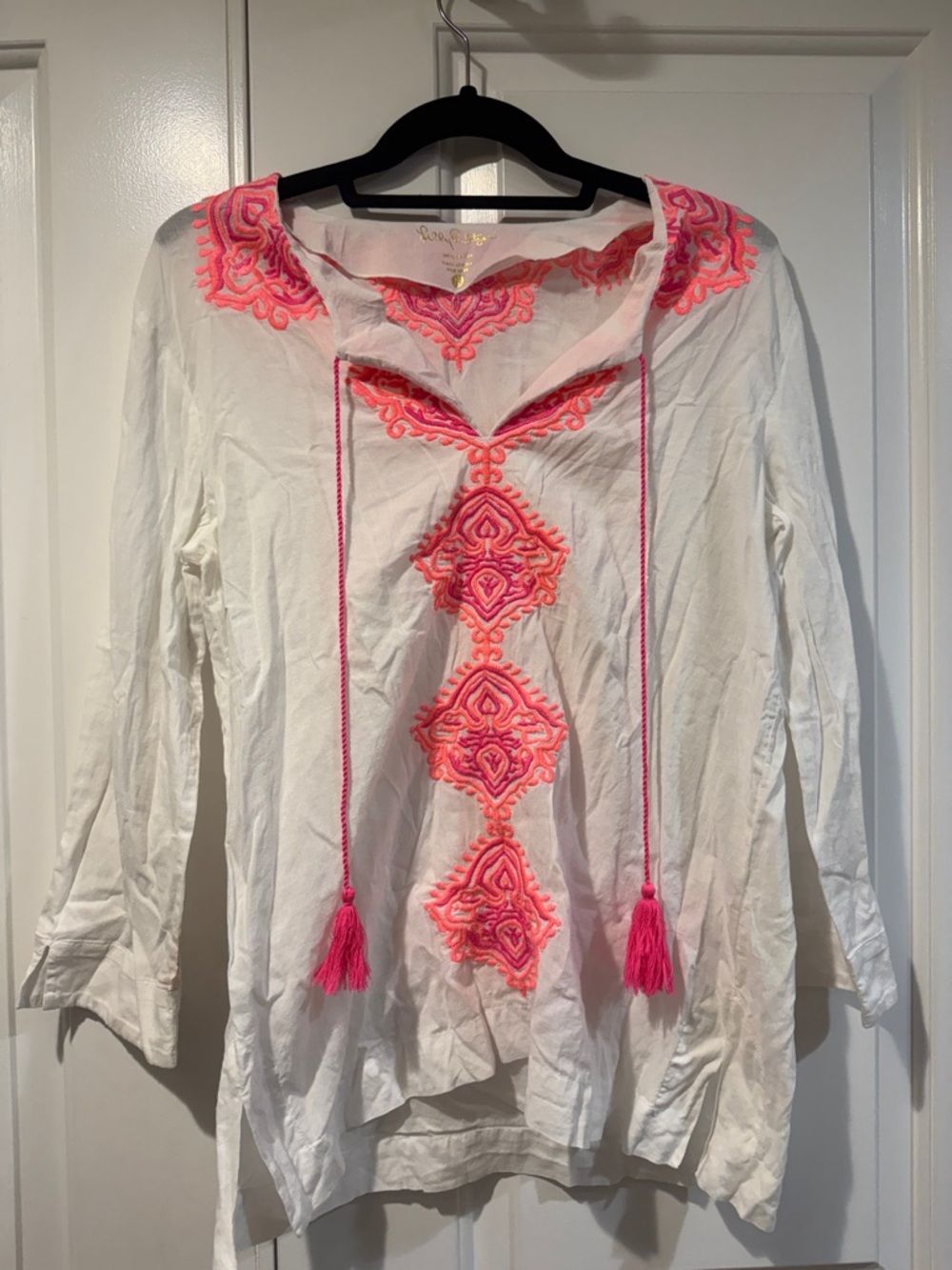 Lilly Pulitzer White Tunic with Hot Pink Embroidery and Tassels